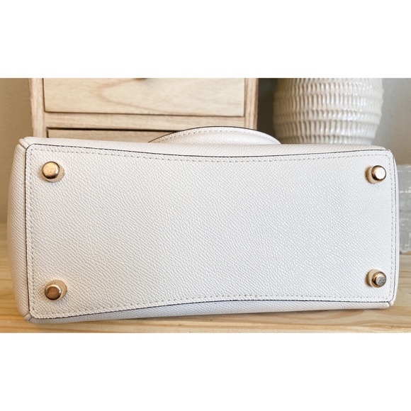 **SOLD** - Picture 4 of 12